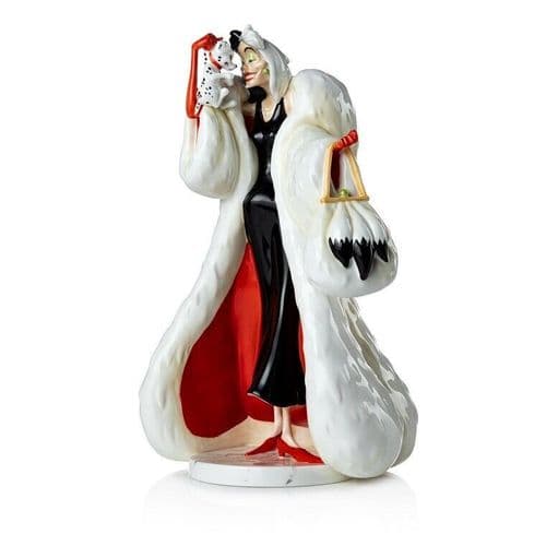 English Ladies Disney Villains 101 Dalmatians Cruella de Vil Figurine