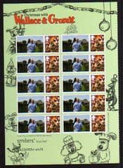 2010  60P 'CHRISTMAS WITH WALLACE AND GROMIT WITH PERSONALISED TAB ( HALF SHEET OF 10)